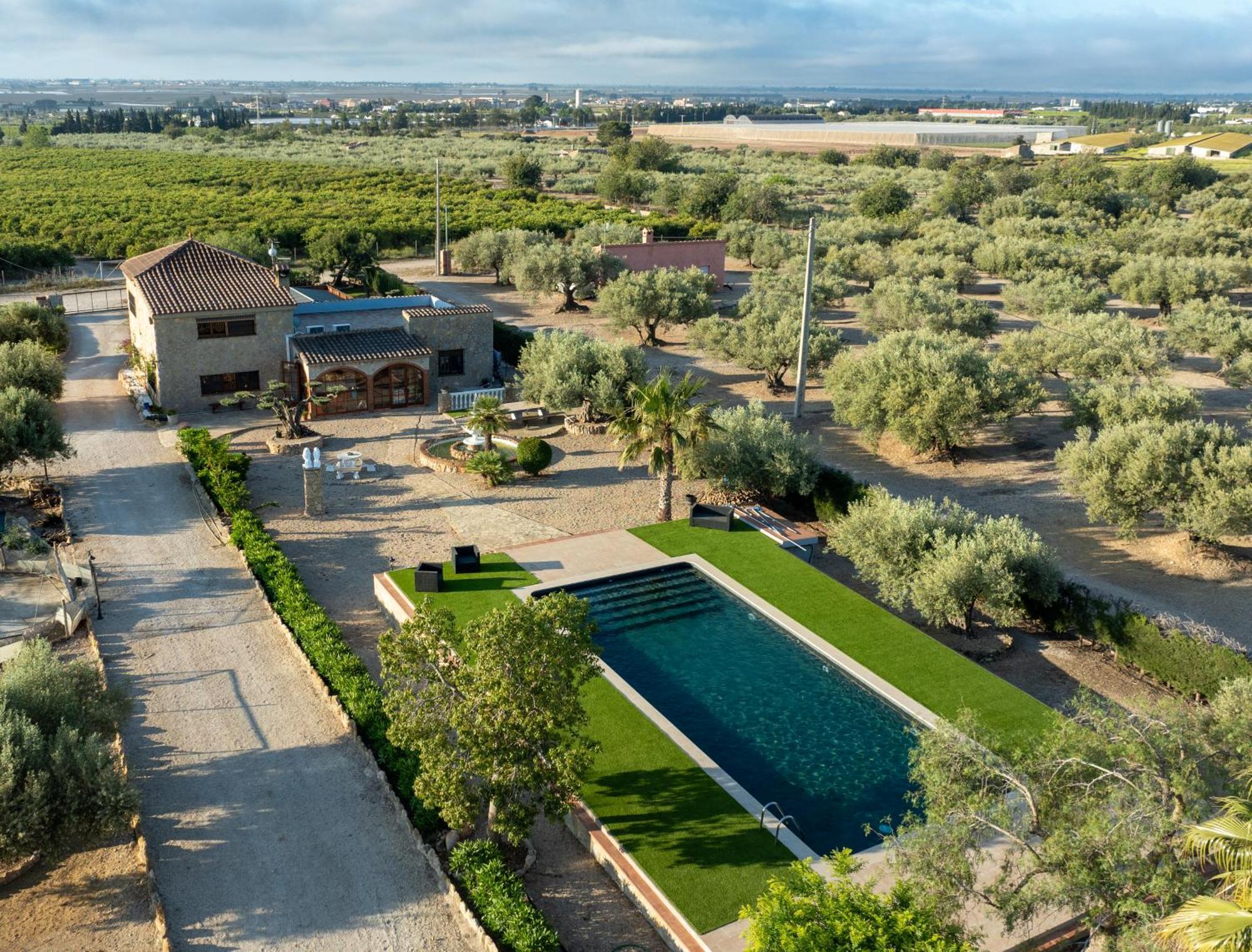 Rural Avril Villa Camarles