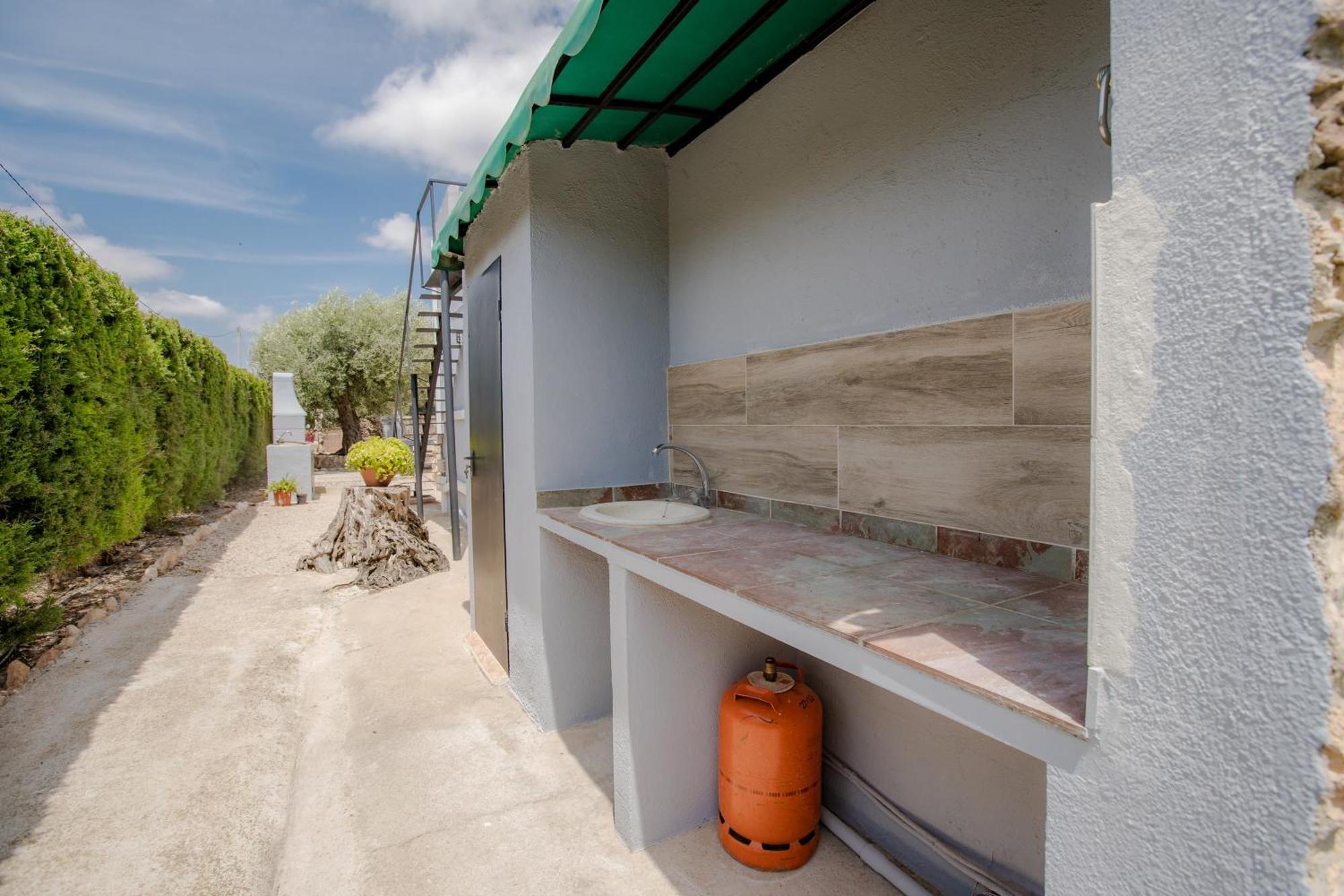 Rural Avril Villa